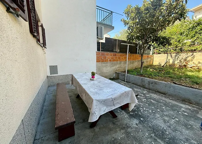 Visnja *